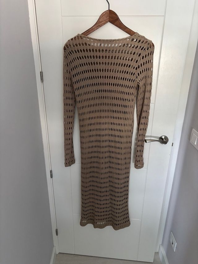 Vestido calado Zara beige