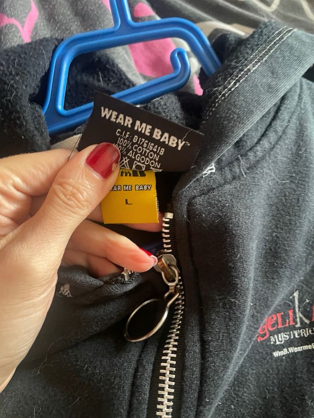 Sudadera Angelika Misterious negra