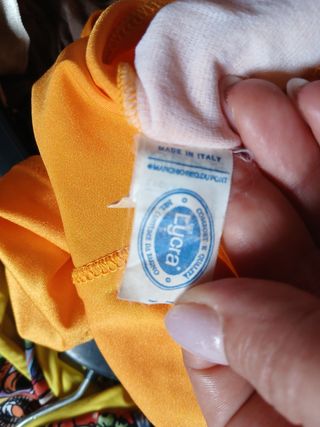 Costume intero giallo