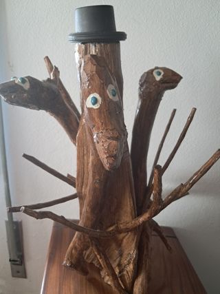 Escultura Madeira Artesanal 47x38cm