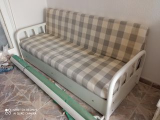 Sofá cama blanco y gris