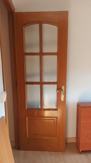 Puertas interiores madera roble miel