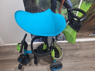 Triciclo Avigo azul niño