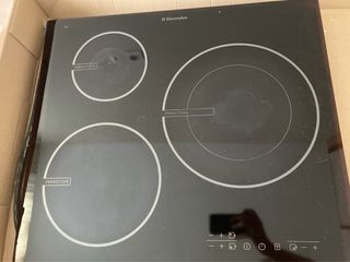 Placa Inducción Electrolux - 3 zonas
