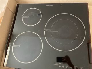 Placa Inducción Electrolux - 3 zonas