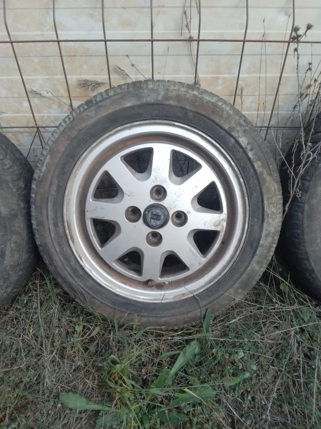 Llantas Lancia prisma