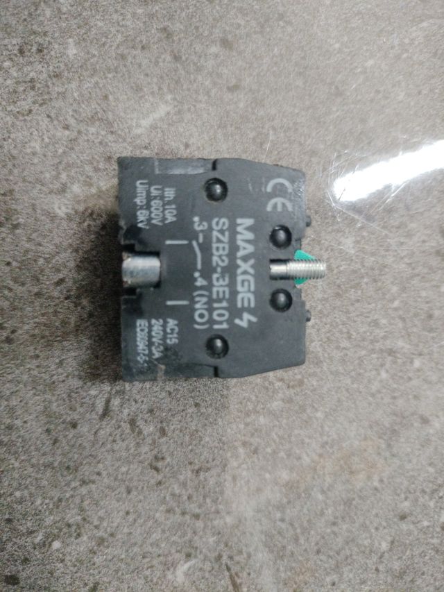 Interruptor pulsador Maxge SZB2-BE101