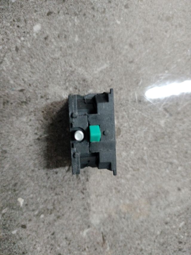 Interruptor pulsador Maxge SZB2-BE101