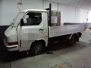 NISSAN TRADE 2.0