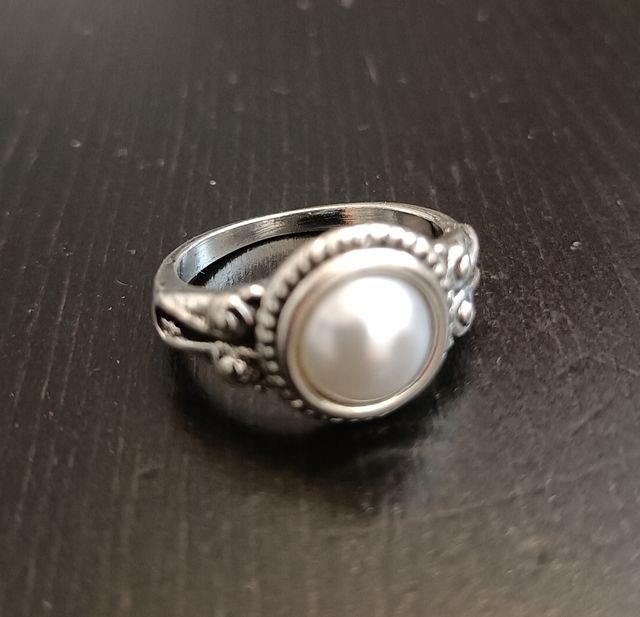 Anillo perla metal