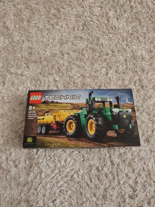 LEGO Technic 42136 John Deere