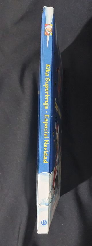 Libro "Kika Superbruja Especial Navidad"