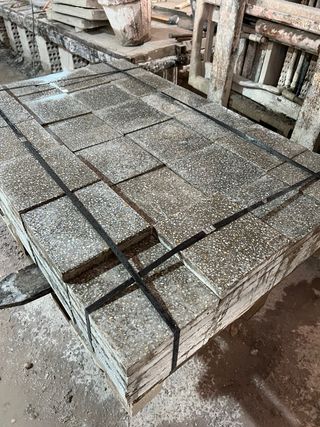 Losetas terrazo gris clásico de 20x20cm