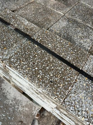 Losetas terrazo gris clásico de 20x20cm