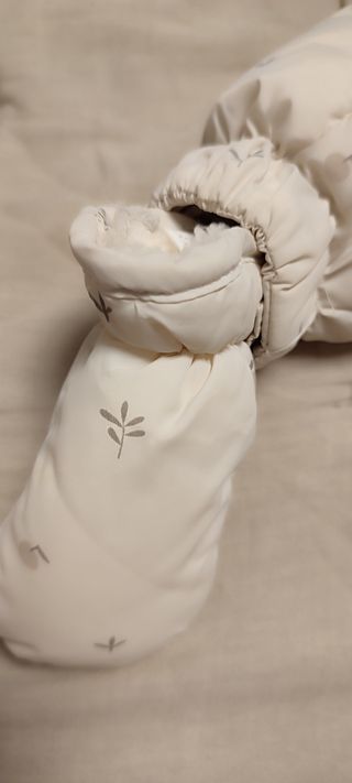 Buzo bebé Zara 9-12 meses