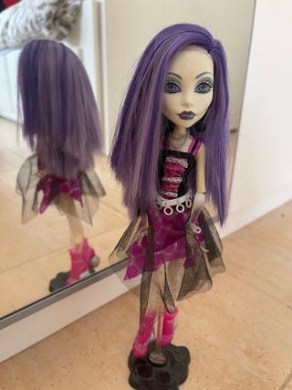 Muñeca Monster High Spectra Ghouls Alive