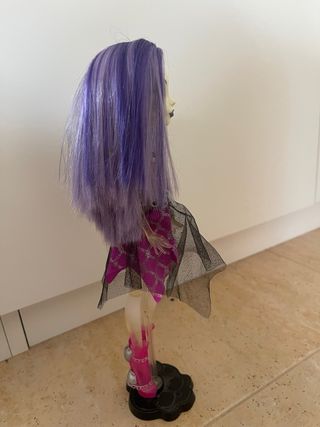 Muñeca Monster High Spectra Ghouls Alive