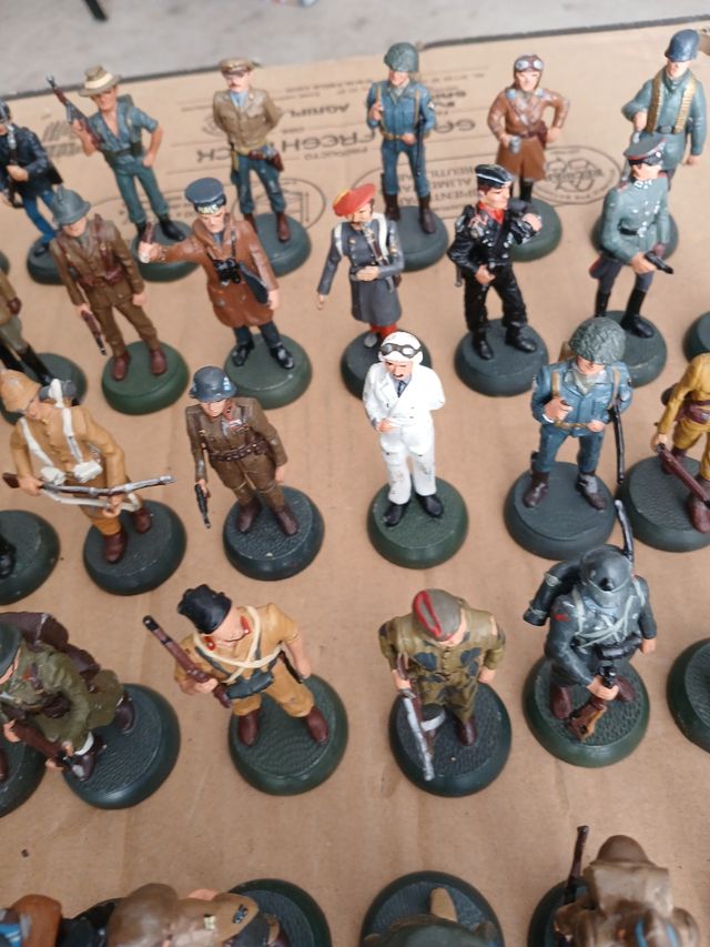 Soldados de plomo antiguos