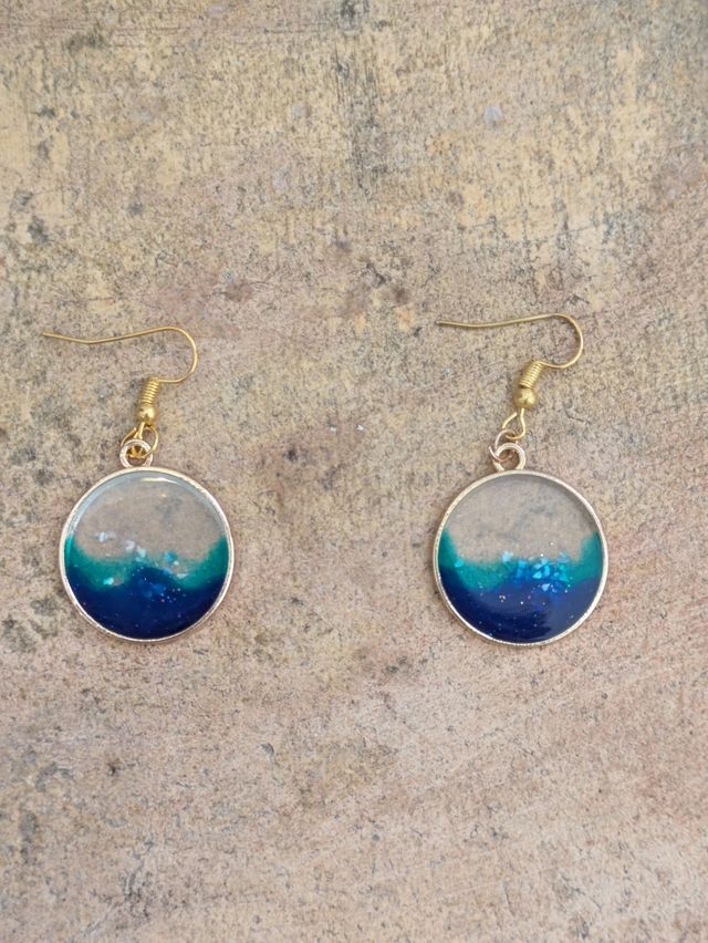 Pendientes resina azul dorado