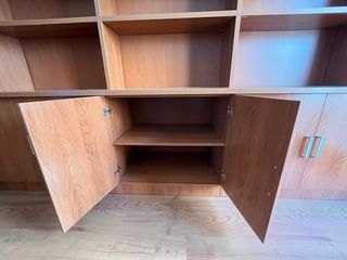 Armario librería de madera