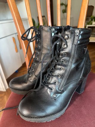 Botines Guess negros - tacón