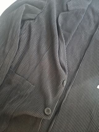 Chaqueta Zara negra talla L