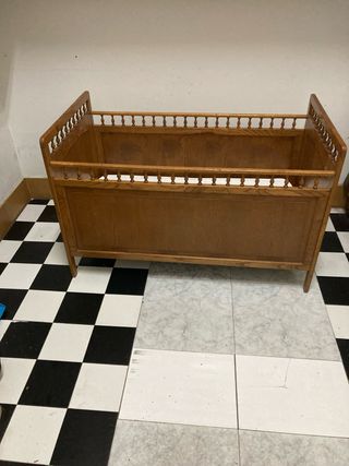 Cuna bebé madera maciza artesanal 
