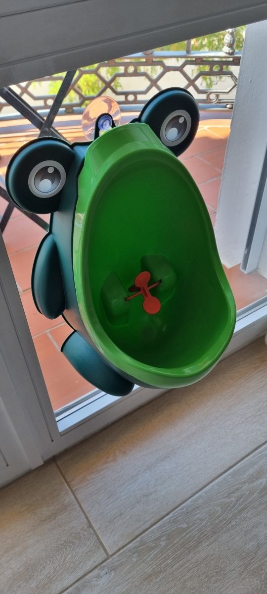 Orinatoio da parete per bambini