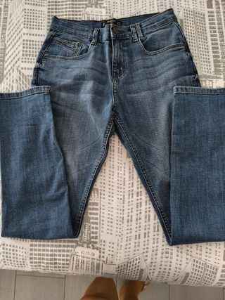 Vaqueros niño
MANGO - talla 13-14