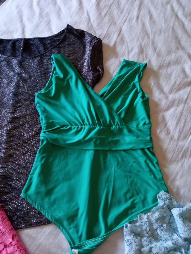 Lote 6 tops y bodies