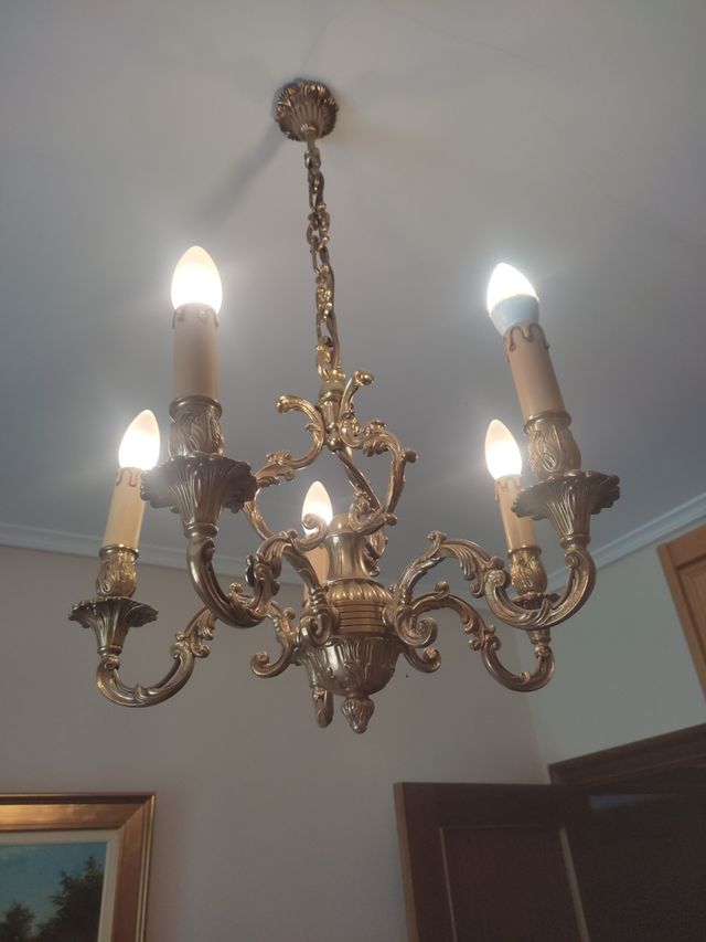 Lampara clasica dorada 5 brazos