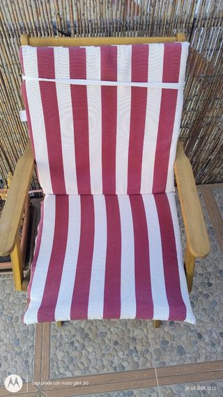 Mesa y 4 sillas jardín - Madera