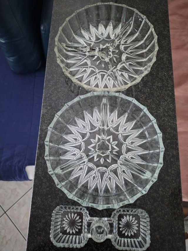 2 Antipastiere in cristallo +1 porta sale pepe