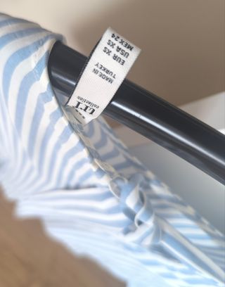 Blusa rayas azul y blanca