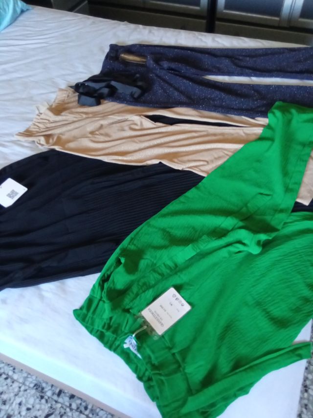 4 pantalones varios colores