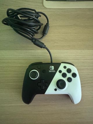 Mando Original Nintendo Switch con cable
