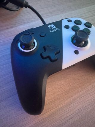 Mando Original Nintendo Switch con cable