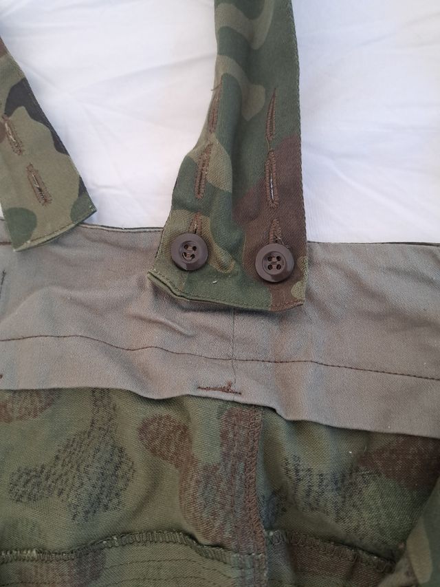 Pantalón militar camuflaje