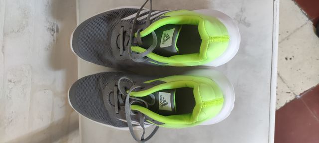 Zapatillas Adidas Gris-Verde