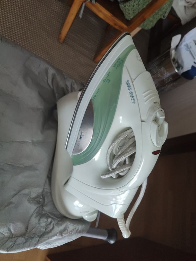 Escalera/Mesa Planchar 2x1 REGALO PLANCHA INHABRIC