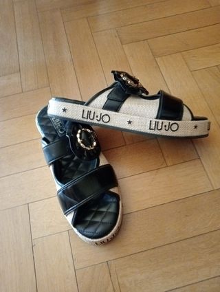 Sandalias Liu Jo negras planas