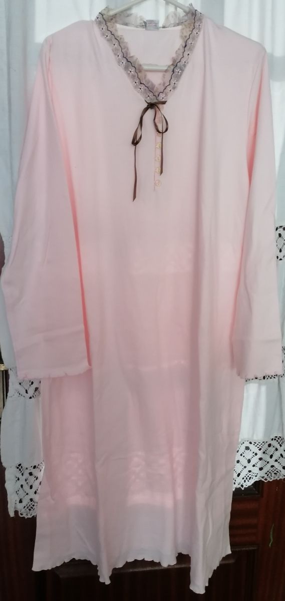 Camisa de dormir rosa - Detalhes em renda