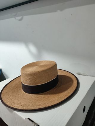 Sombrero Panamá beige y marrón, talla 56