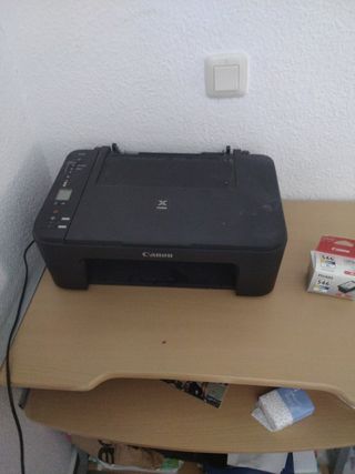 Impresora Canon Pixma MG3050 - Multifuncional