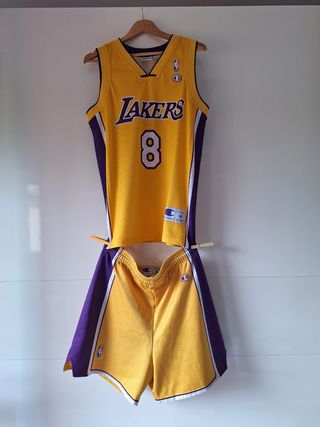 Completo Kobe Bryant Lakers