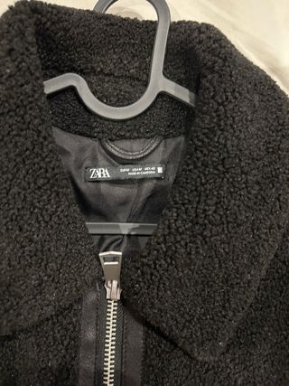 Chaqueta Zara borrego negra M