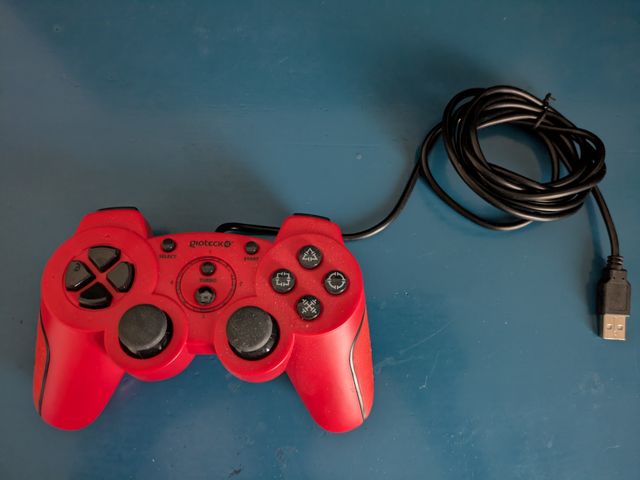 Mando Gioteck PS3 con cable USB