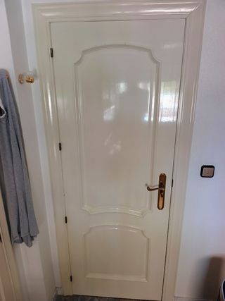 2 puertas interiores clásicas