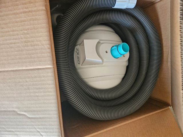 Limpiafondos piscina automático