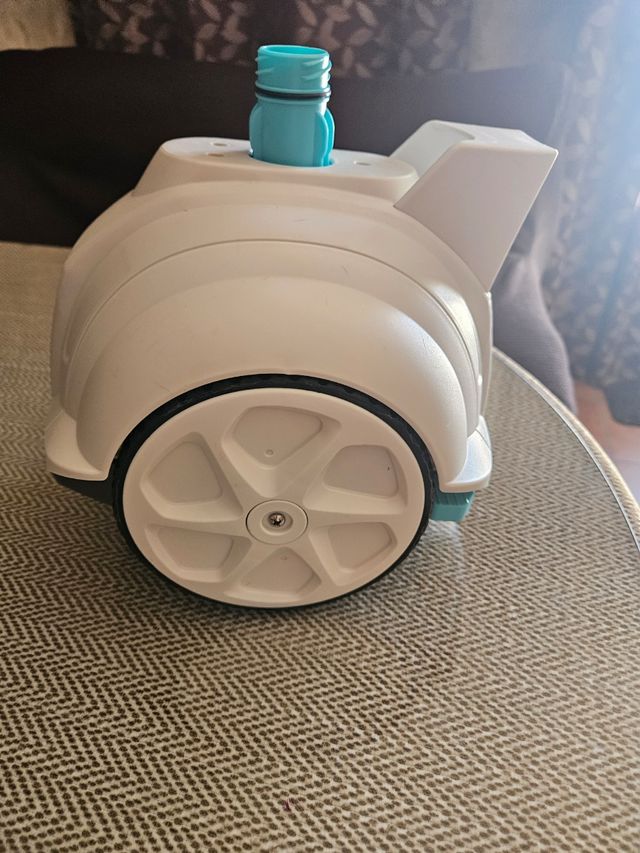 Limpiafondos piscina automático